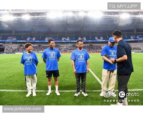 成都足球队的崛起之路联合会杯背后的奋斗与荣耀 成都足球队的崛起之路联合会杯背后的奋斗与荣耀